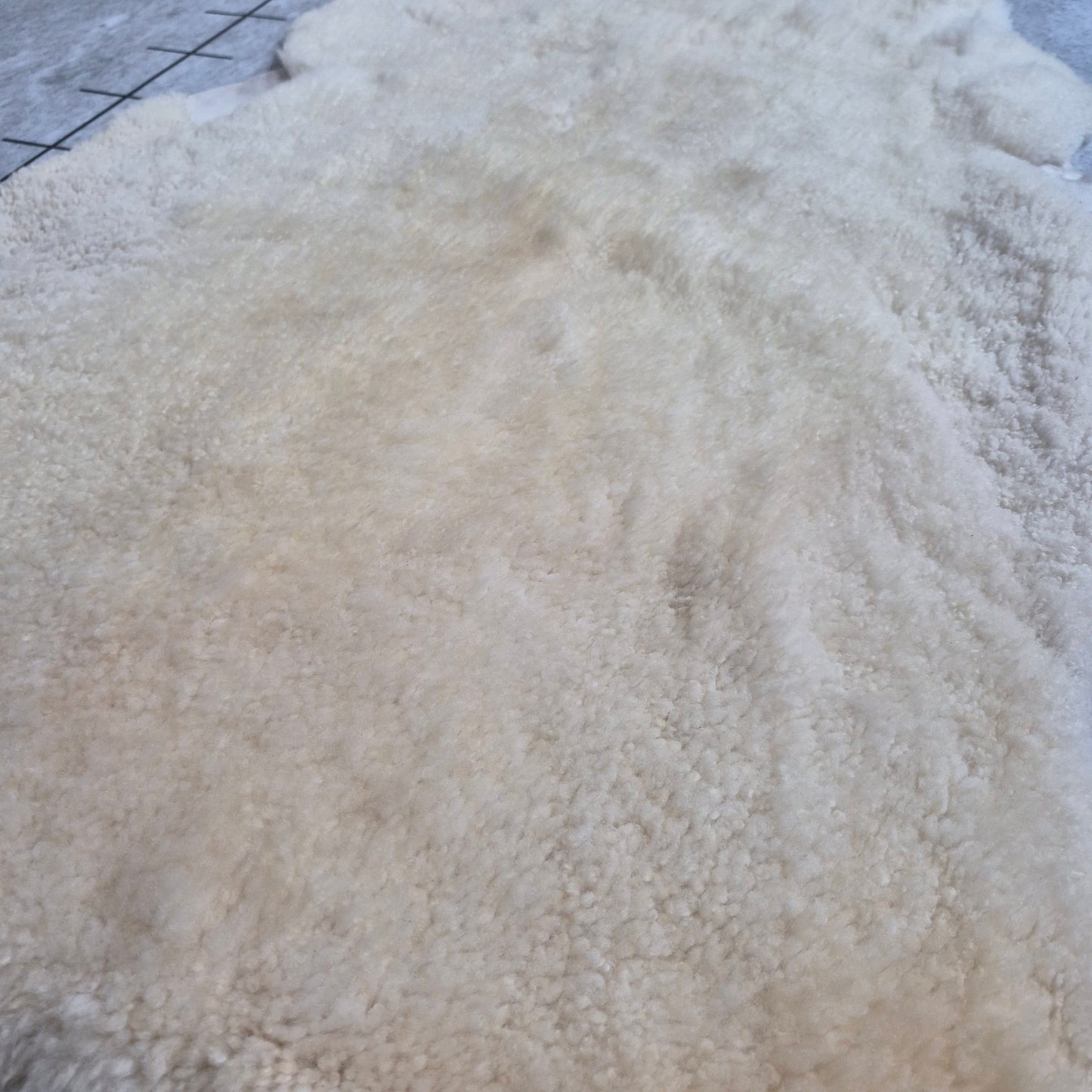 Premium Chrome White Sheepskin