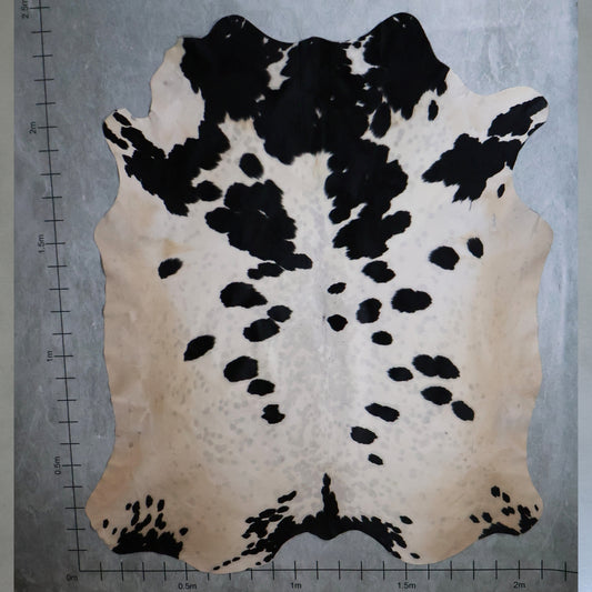 Premium Nguni Hide #AAG5250 (2.1m X 2.4m)