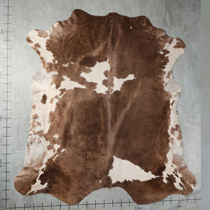 Premium Nguni Hide - Warm Brown & White | AAG5370 | 2.2m x 2.2m