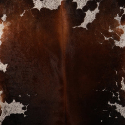 Select Nguni Hide - Reddish Brown & White | AGS7445 | 1.9m x 2.1m