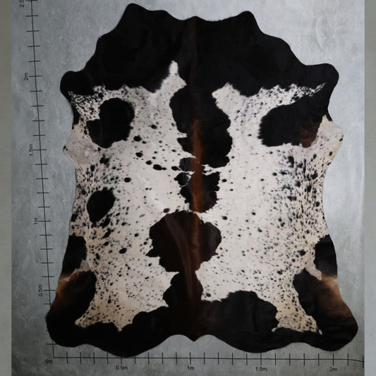 Tri-Colour Nguni Hide - Chestnut Brown, Black & White | TRI2839 | 2.1m x 2.4m