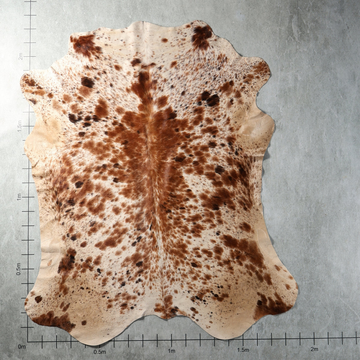Speckled brown and white tri colour, genuine Nguni cowhide rug from South Africa – TRI2847